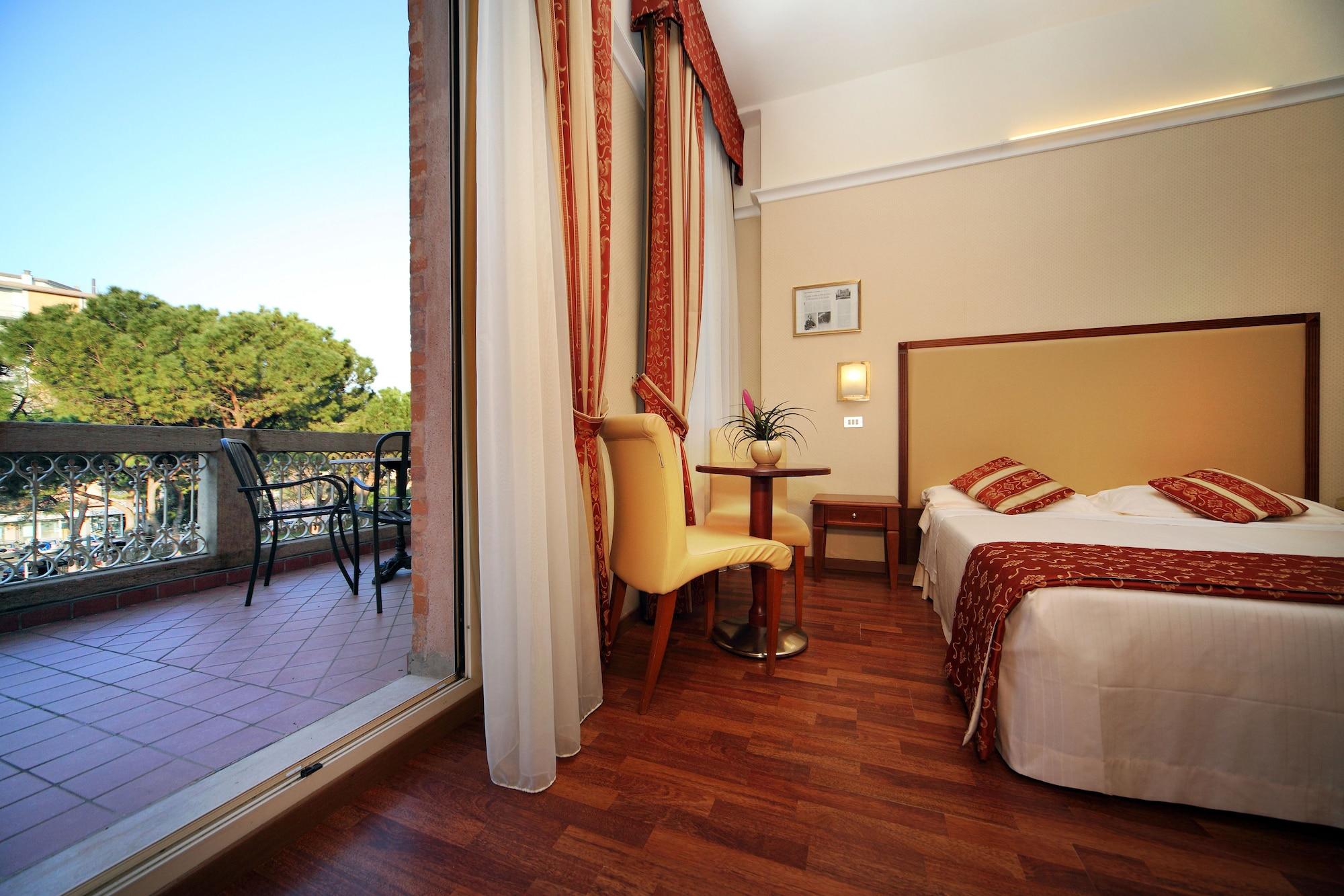 Villa Adriatica Ambienthotels Rimini Kültér fotó
