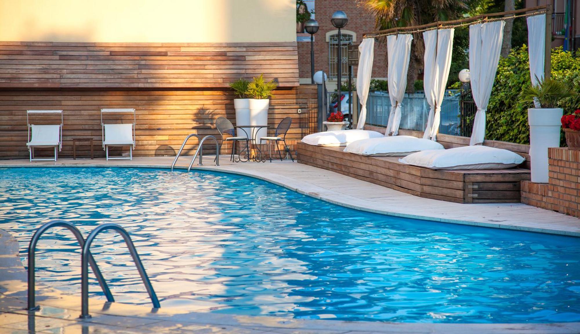 Villa Adriatica Ambienthotels Rimini Kültér fotó